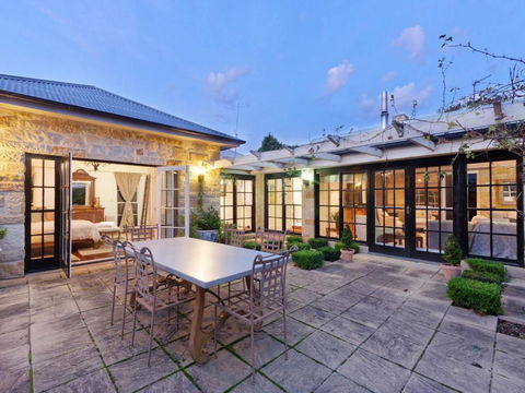 Aylmerton House And Cottage For 14 Southern Highlands - Yamba Accommodation 2