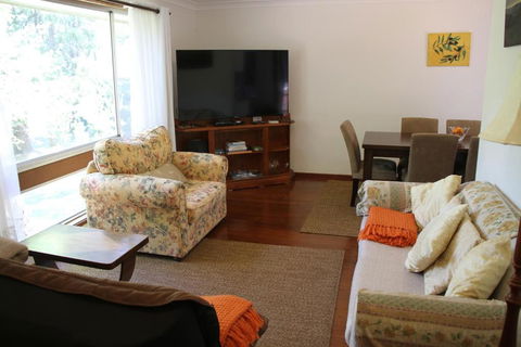 Azalea Cottage, Leura NSW Australia - Yamba Accommodation 1
