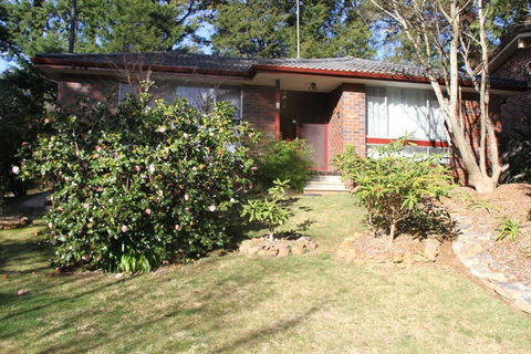 Azalea Cottage, Leura NSW Australia - Yamba Accommodation 0