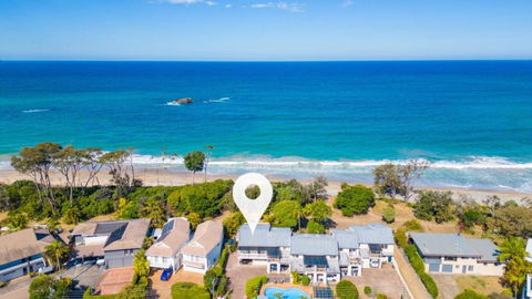 Azure - Yamba Accommodation 0