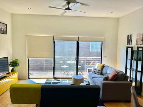 Ascot Vale - Lovely 2 Bedroom Townhouse Close To Everything! - Yamba Accommodation 1
