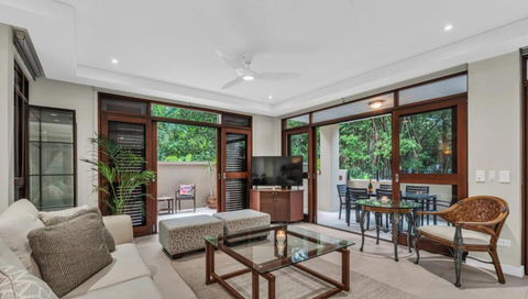 BAHAMA At Temple Tranquility - Yamba Accommodation 3