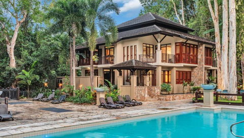 BAHAMA At Temple Tranquility - Yamba Accommodation 0