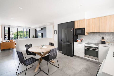 BARRA Coolum Beach Family Escape 5 Min To Waves - Yamba Accommodation 1