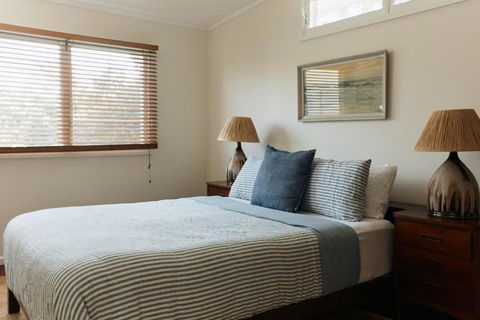 BAY PROPERTIES . The Sailors Upper Deck - Yamba Accommodation 4