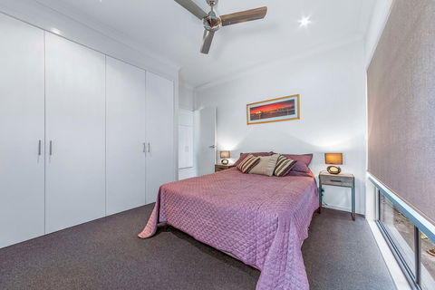 Viewpoint Holiday Home - Cannonvale - Yamba Accommodation 11