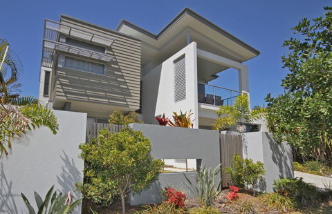 48 Boardrider Crescent, Mt Coolum - Pet Friendly, WiFi, Linen Incl. 500 BOND - Yamba Accommodation 0