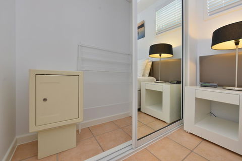 Port Douglas Apartments - Adults Only Oasis - Yamba Accommodation 13