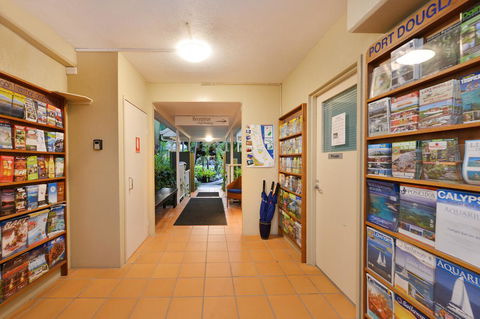 Port Douglas Apartments - Adults Only Oasis - Yamba Accommodation 10