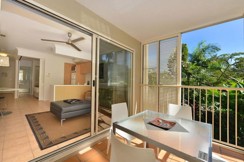 Port Douglas Apartments - Adults Only Oasis - Yamba Accommodation 5