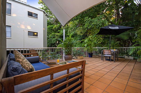Port Douglas Apartments - Adults Only Oasis - Yamba Accommodation 34