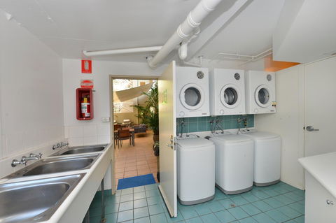 Port Douglas Apartments - Adults Only Oasis - Yamba Accommodation 24