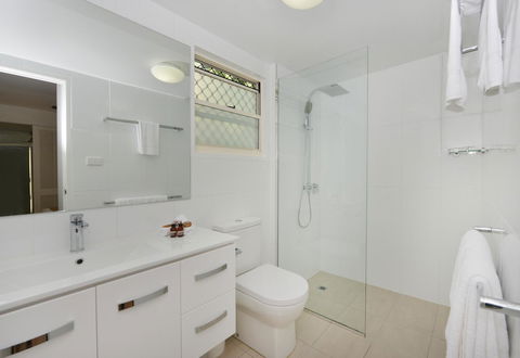 Port Douglas Apartments - Adults Only Oasis - Yamba Accommodation 32