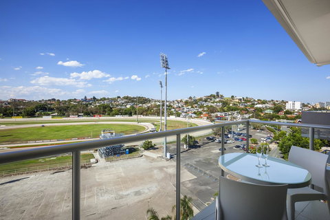 Quest Breakfast Creek - Yamba Accommodation 11