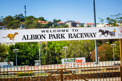 Quest Breakfast Creek - Yamba Accommodation 10