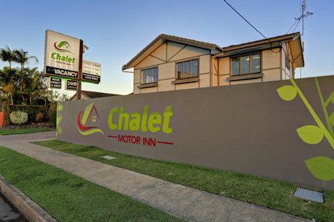 Chalet Motor Inn - Yamba Accommodation 3