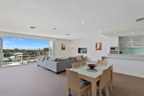 Akama Resort - Yamba Accommodation 25