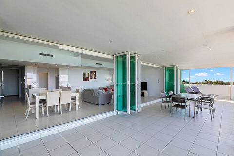 Akama Resort - Yamba Accommodation 11