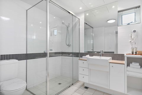 Akama Resort - Yamba Accommodation 4