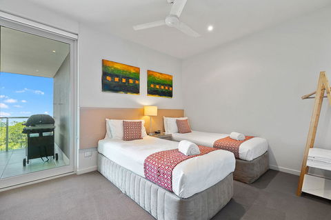 Akama Resort - Yamba Accommodation 13