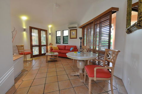 Martinique On Macrossan - Yamba Accommodation 4