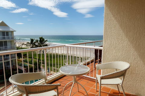 Crystal Beachfront Apartments - Yamba Accommodation 3