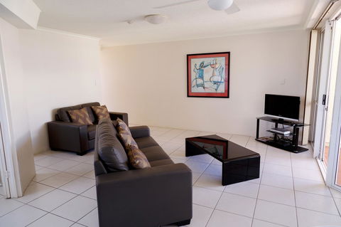 Crystal Beachfront Apartments - Yamba Accommodation 27