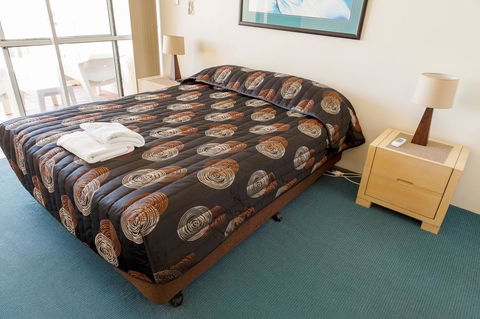 Crystal Beachfront Apartments - Yamba Accommodation 21
