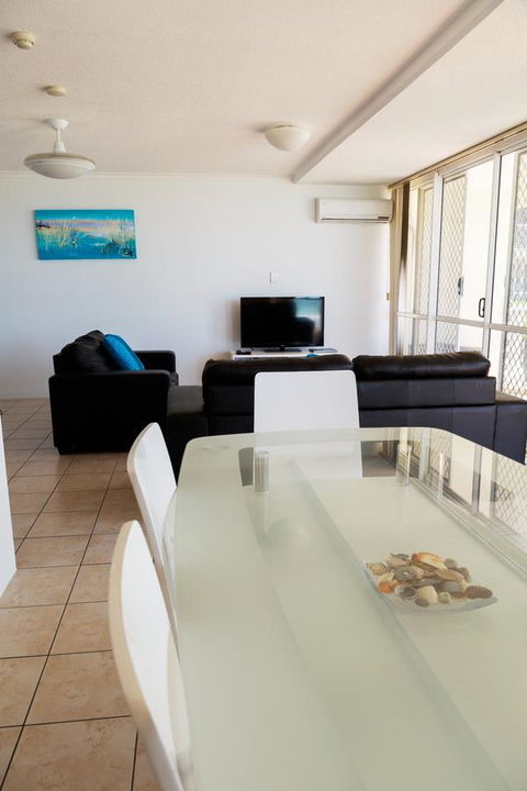 Crystal Beachfront Apartments - Yamba Accommodation 6