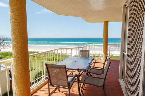 Crystal Beachfront Apartments - Yamba Accommodation 11