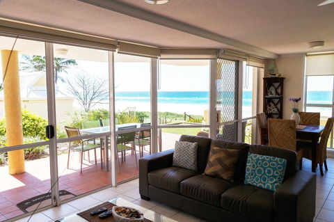 Crystal Beachfront Apartments - Yamba Accommodation 13