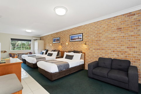 Coopers Colonial Motel - Yamba Accommodation 16