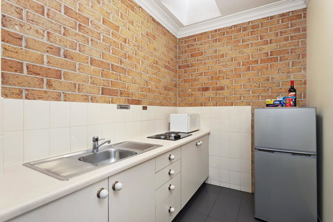 Coopers Colonial Motel - Yamba Accommodation 20