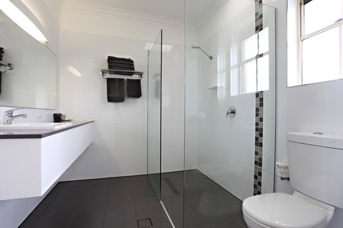 Coopers Colonial Motel - Yamba Accommodation 34