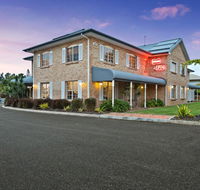 Coopers Colonial Motel - Yamba Accommodation