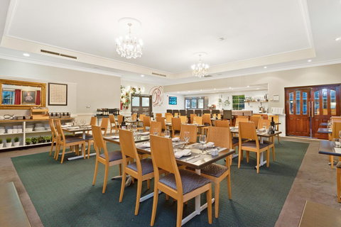 Coopers Colonial Motel - Yamba Accommodation 10
