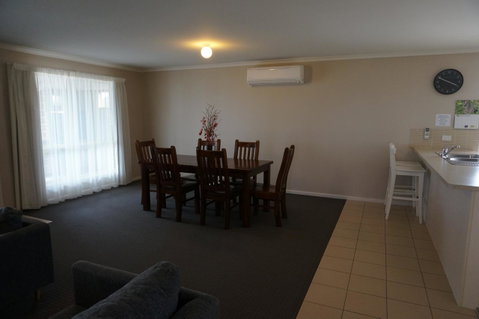 Far Away Escape - Yamba Accommodation 2