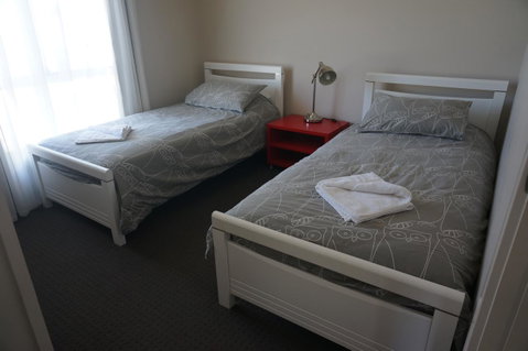 Far Away Escape - Yamba Accommodation 4