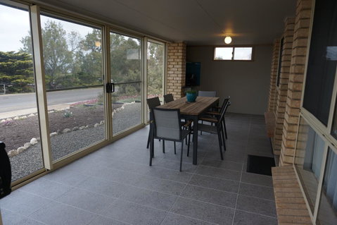 Far Away Escape - Yamba Accommodation 10