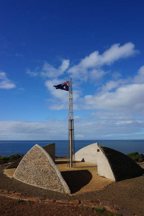 Far Away Escape - Yamba Accommodation 8