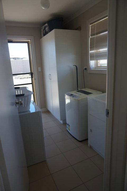 Far Away Escape - Yamba Accommodation 7