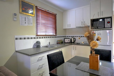 Ficifolia Lodge - Yamba Accommodation 15