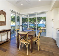 Reflections Emerald Villa - Yamba Accommodation