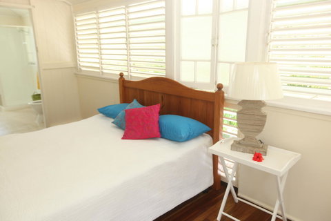Daggoombah Holiday Home Magnetic Island - Yamba Accommodation 11