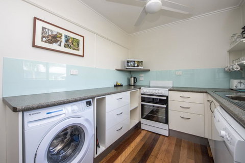 Kooyong Apartment 5 - Yamba Accommodation 3