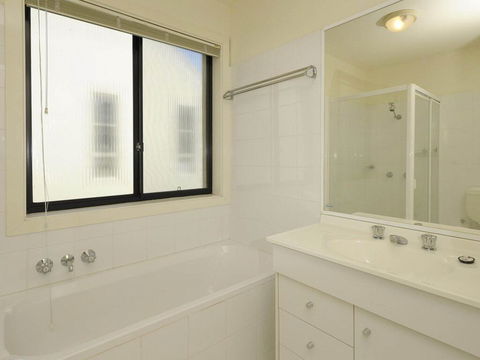 'Bagnall Views' 2/161 Government Rd - Stylish & Modern Duplex Across The Road To The Waters Edge - Yamba Accommodation 1