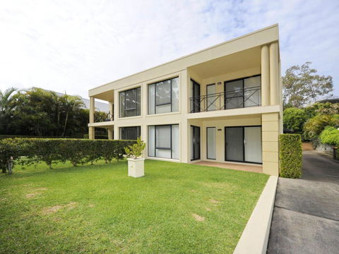 'Bagnall Views' 2/161 Government Rd - Stylish & Modern Duplex Across The Road To The Waters Edge - Yamba Accommodation 0