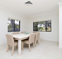 'Ocean to Beach' Luxury Hide Away - Yamba Accommodation