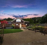 'The Coach House' At Lochiel - Yamba Accommodation