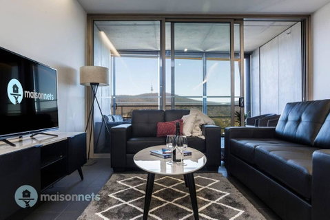 1 Bedroom Apt With Parking Walk To ANU - Yamba Accommodation 0